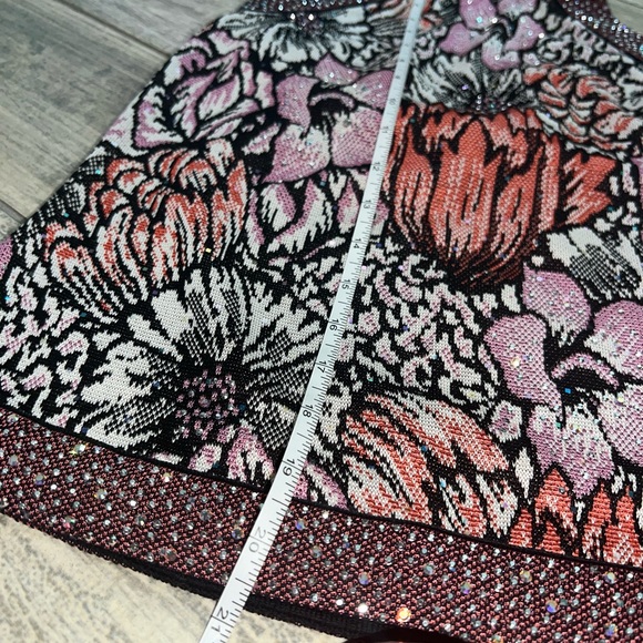 St. John evening halter top. Pink and black. Backless. Bejeweled. small/petite - Picture 8 of 13